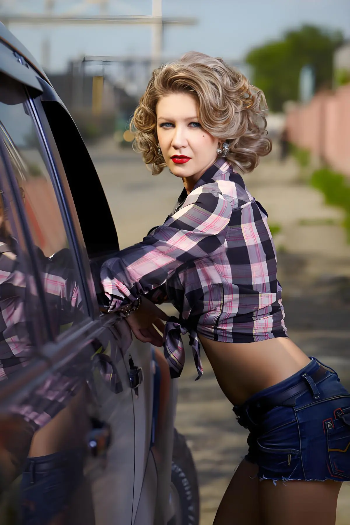 夏日搭车客无删减版在线看-高清伦理片免费播放-完整版资源-超清画质不卡顿