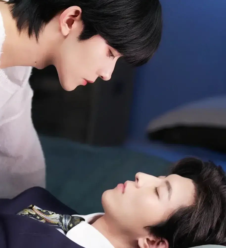 《垂涎》1-16集全集中字在线观看-双男主短剧高清免费播放-2025热门BL剧垂涎完整版-超甜剧情双男神互动超有爱