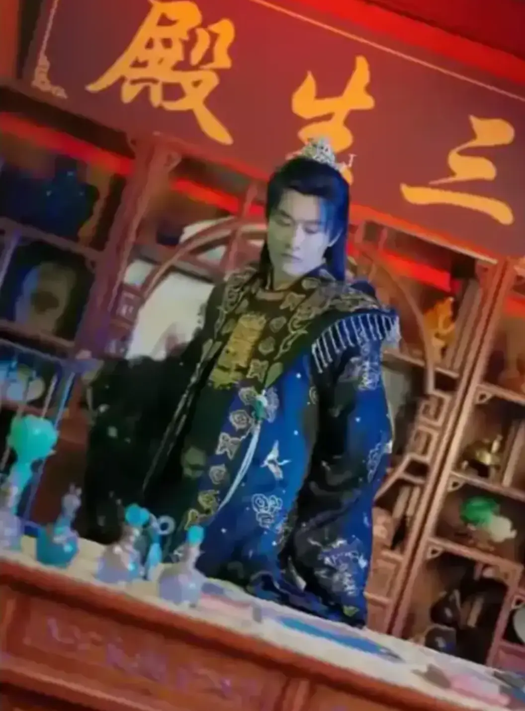 《莫以真情祭长生》1080P完整版在线看-高清资源免费下载-无广告流畅播放体验