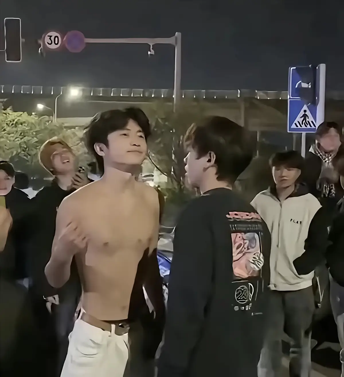 广西拳王1v4现场live完整版 - 《广西拳王》高清资源 - 无删减免费观看