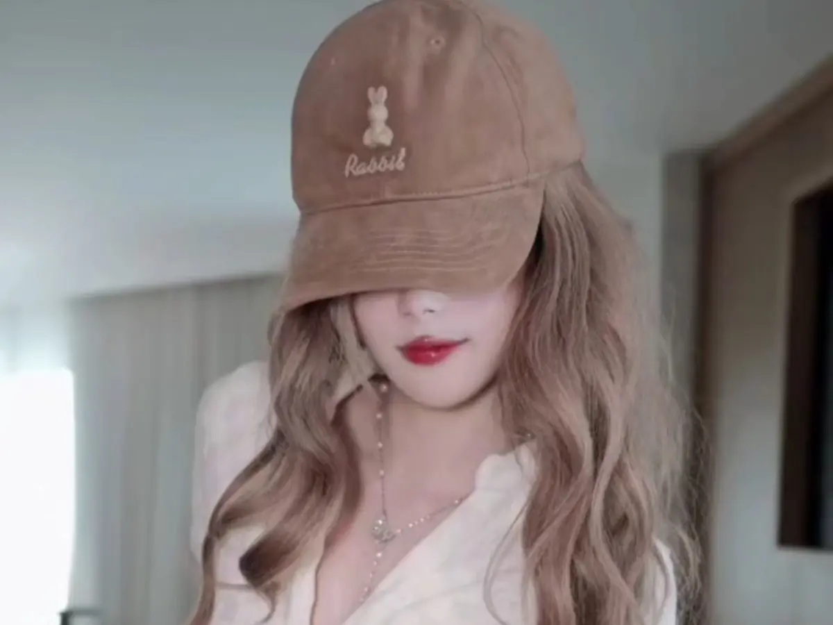 饼干姐姐圣诞特辑《糖心vloG》-白菜妹妹粉色战衣高清视频-最新圣诞限定合集在线观看