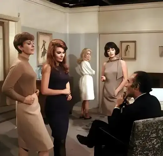 《俄罗斯女子学院》全季无删减资源 - 高清完整版免费观看 - 无广告流畅播放体验