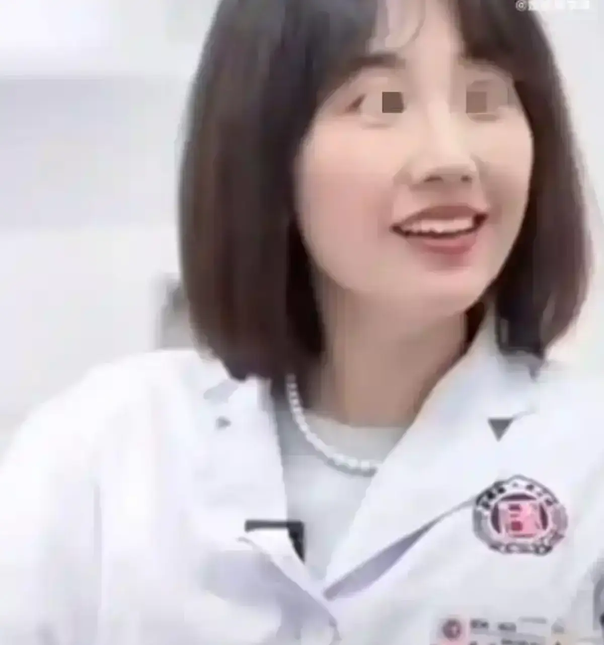 震惊！《年轻女医师揭露湖南名医私情事件》完整版-17分钟高清视频曝光-湖南医界丑闻细节全揭露-不正当关系实锤证据