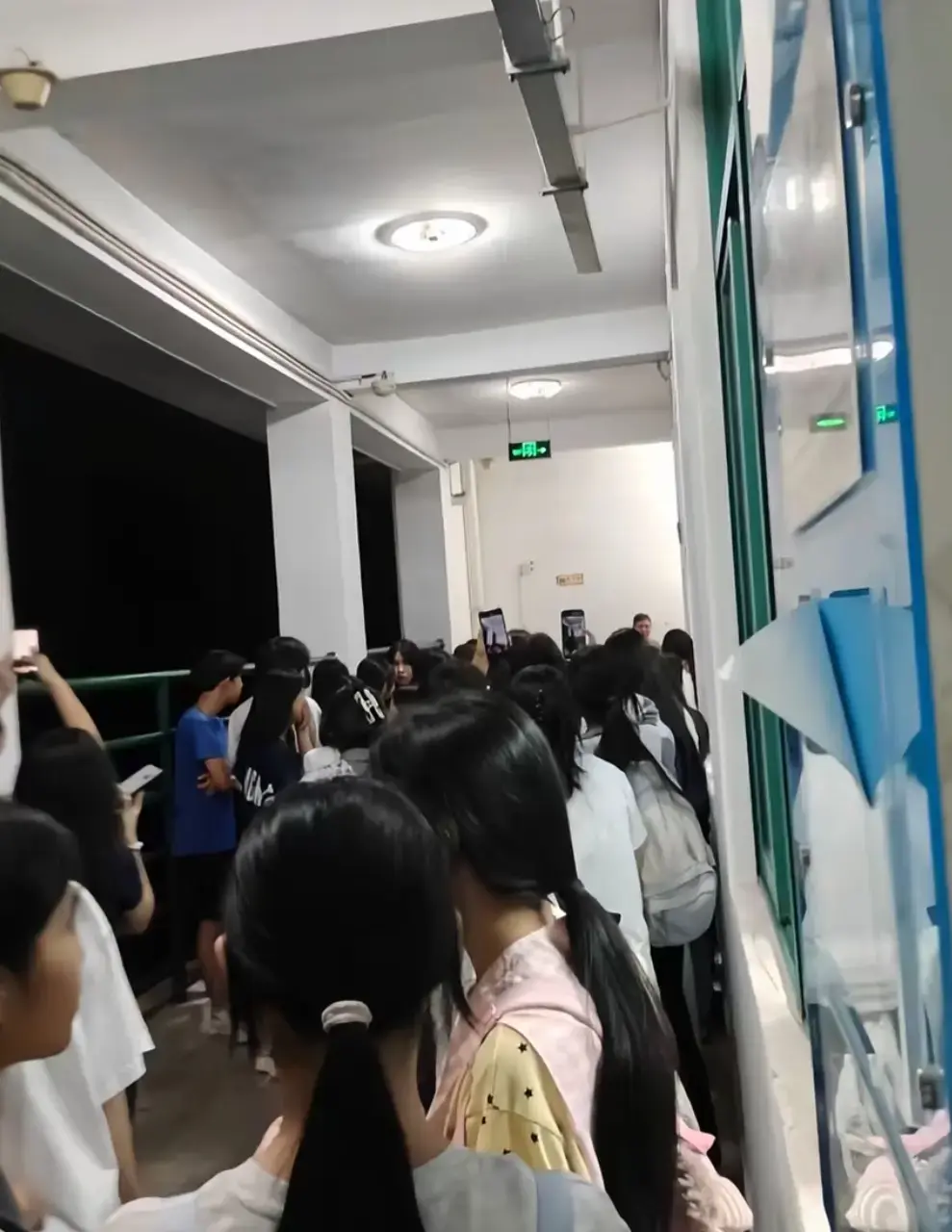 《双胞胎事件》全集在线观看-卫生间双胞胎事件父亲真相-《双胞胎事件》1080P超清无删减播放-免费下载高清资源
