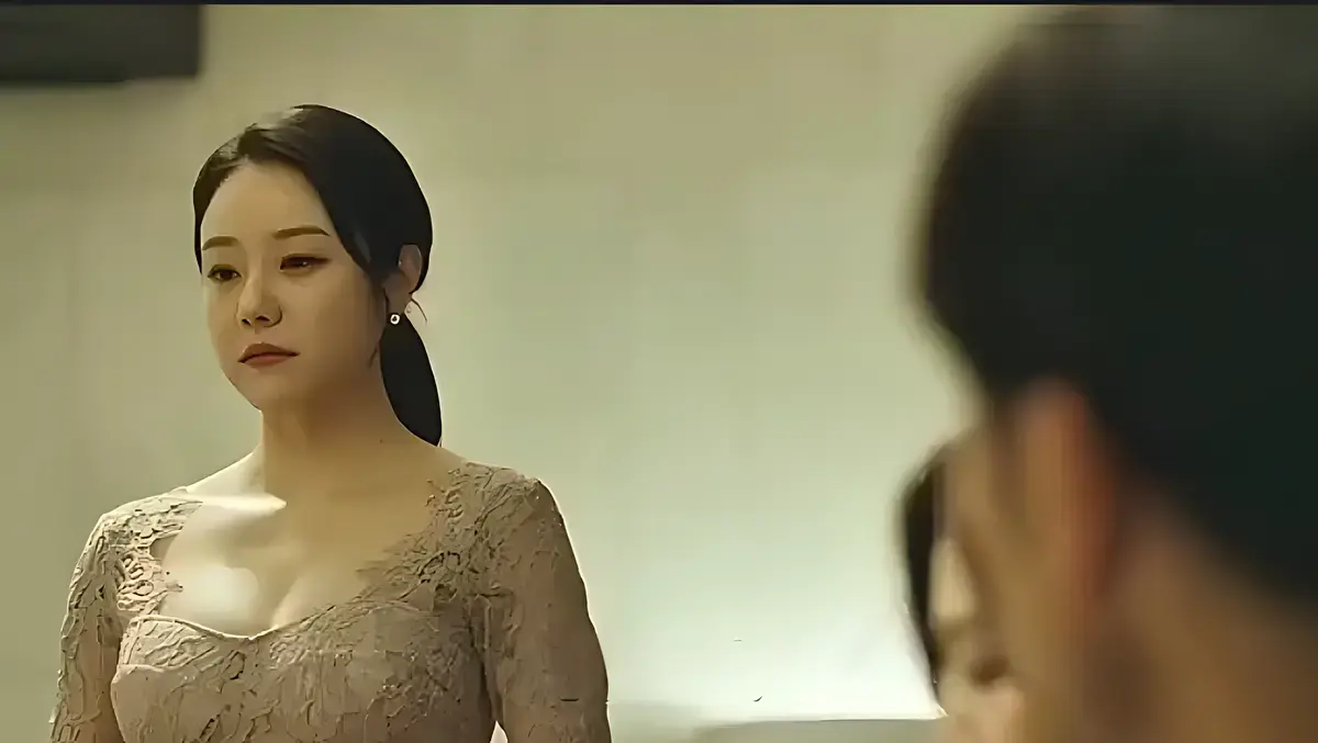 《漂亮的保姆》未删减版1080P高清播放-韩国大尺度伦理电影《漂亮的保姆》-家庭禁忌恋在线观看无广告