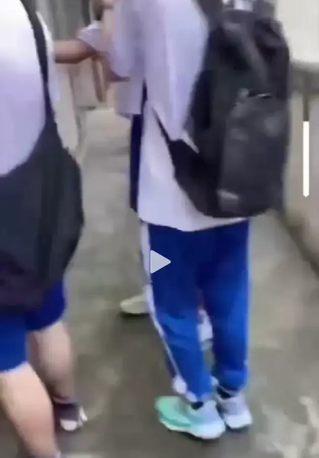 《大昌市第七中学鬼敲门》全网同步免费观看-昌七中灵异事件全记录HD高清-大昌七中鬼敲门无删减资源